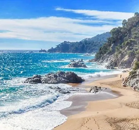 Appartement Квартира С Тремя Спальнями Напротив Парка Сады Санта Клотилда Lloret de Mar